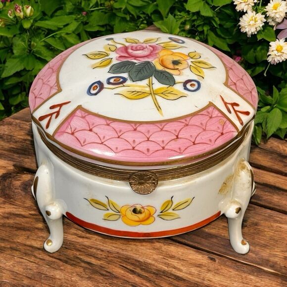 Vintage Handpainted 3 Footed Floral Hinged Trinket Box Porcelain Roses by Isco - Picture 1 of 16
